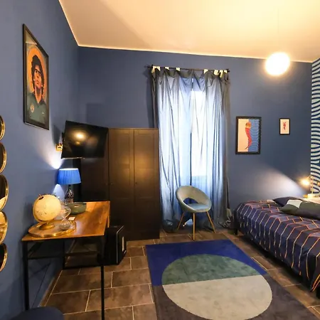 Lh51 Bed & Breakfast Neapol